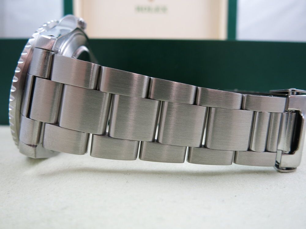 Rolex GMT Master II 16710 Coke with Tritium Dial and Hands - Image 8