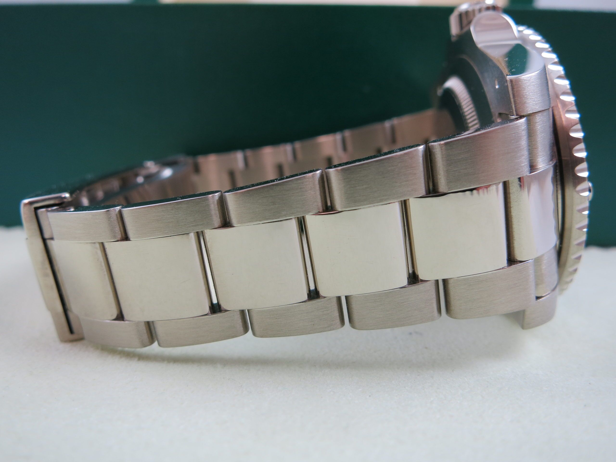 Rolex Submariner Ceramic White Gold 116619LB Complete Set - Image 8