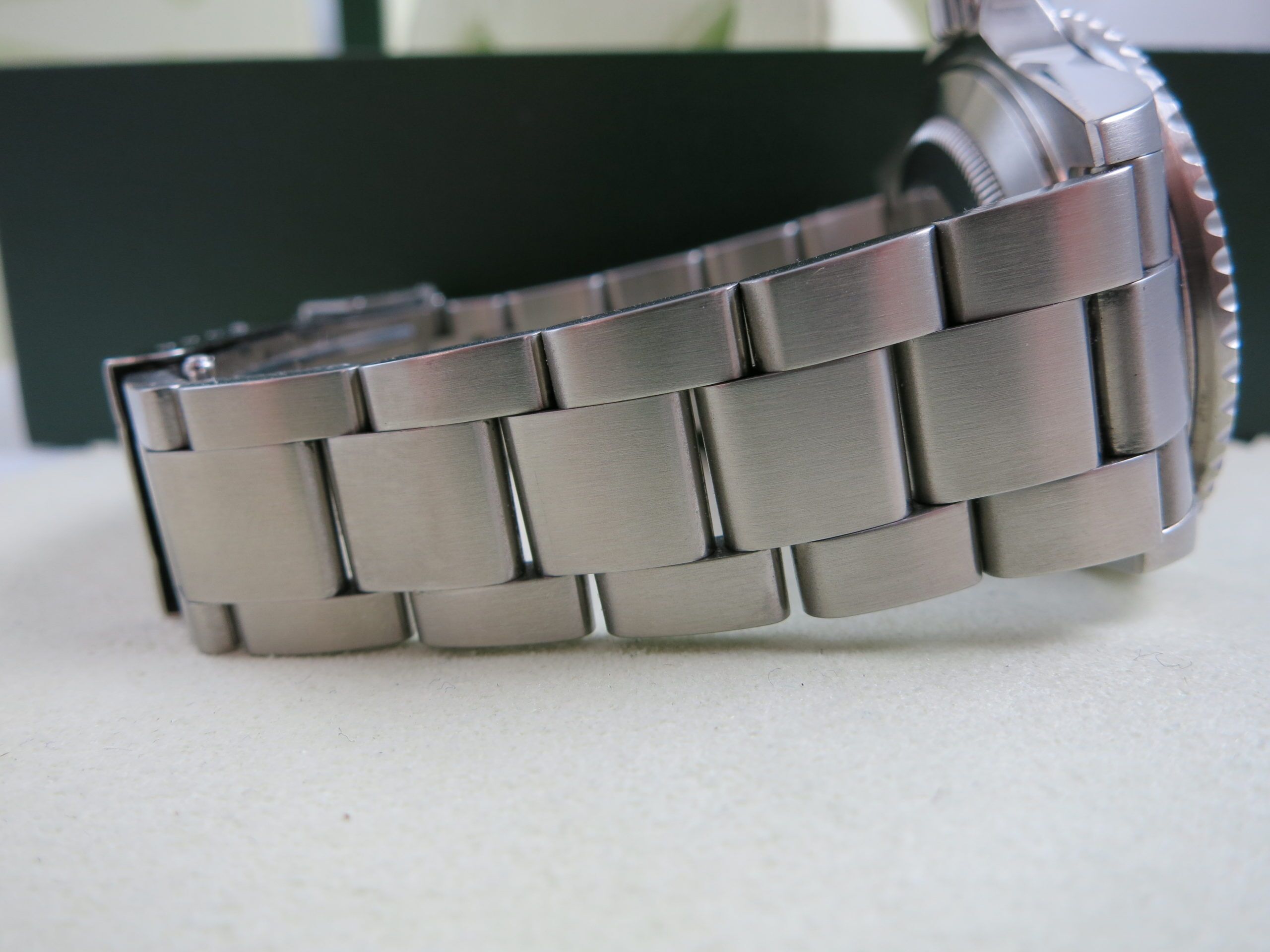 Rolex 16610LV 50th Anniversary Submariner Complete Set - Image 7