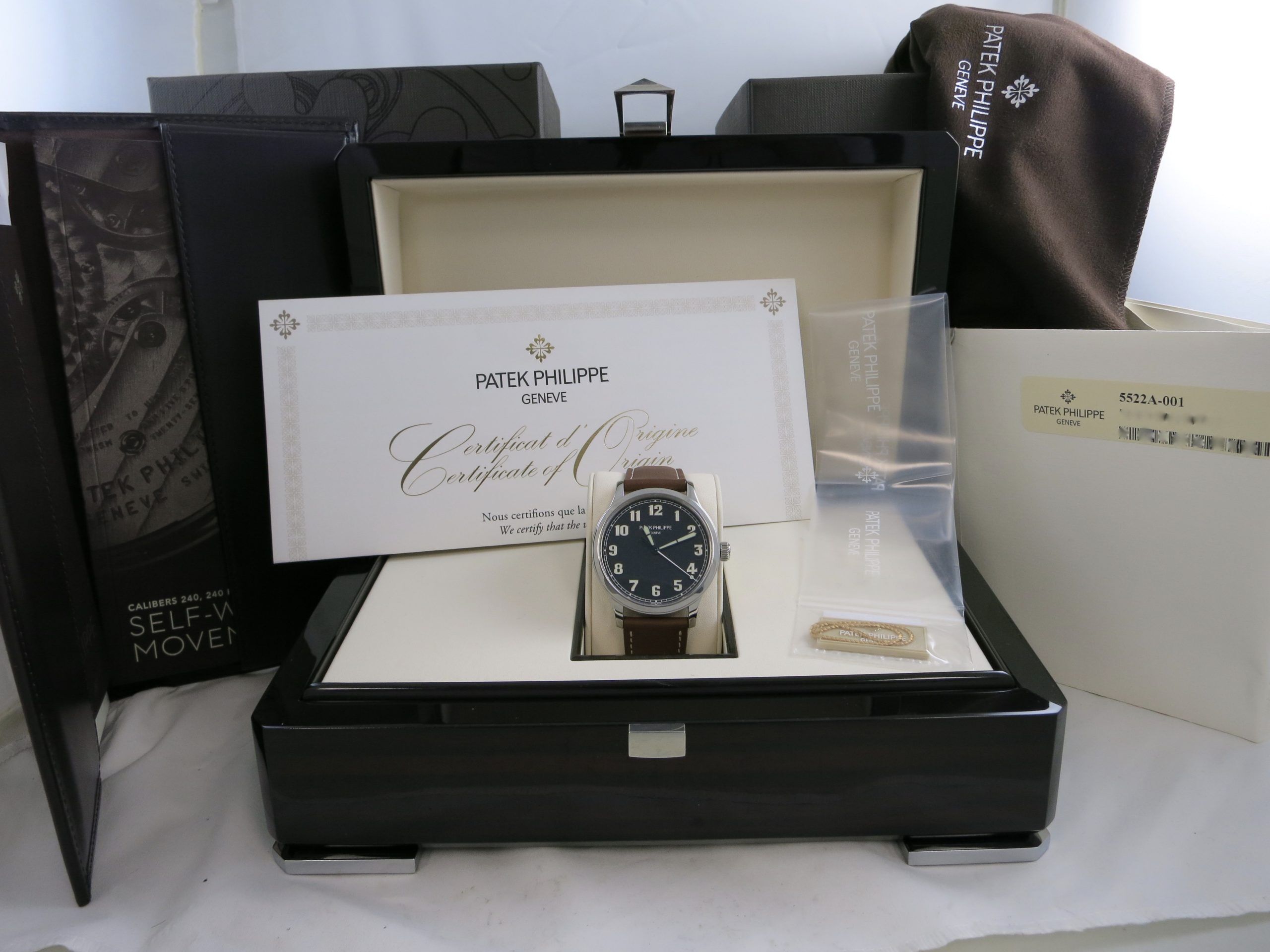 Patek Philippe Limited Edition 5522a Pilot Watch Complete Unworn - Image 2