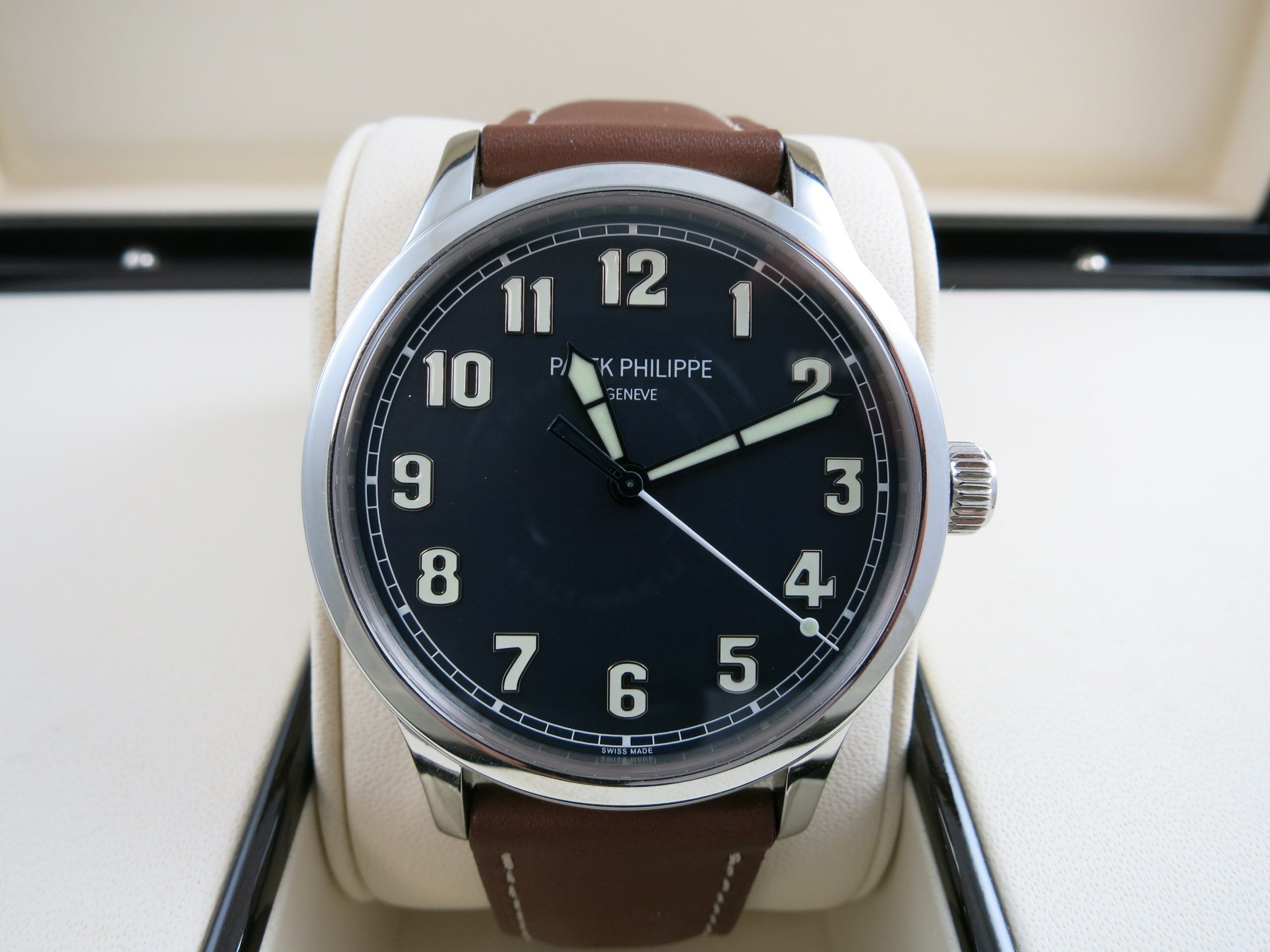 Patek Philippe Limited Edition 5522a Pilot Watch Complete Unworn