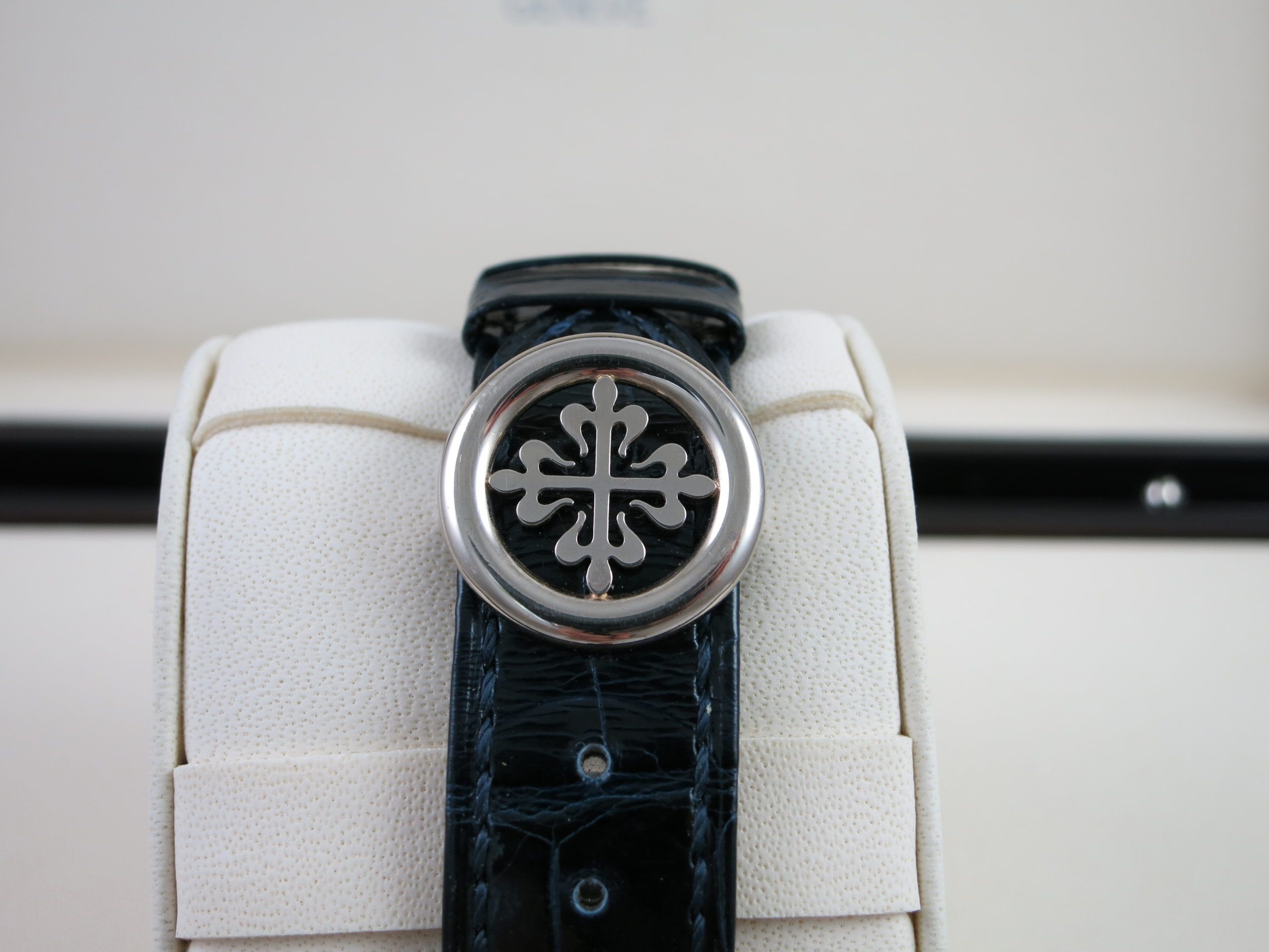 Patek Philippe 5270G Perpetual Calendar Chronograph Blue Dial Complete Set - Image 7