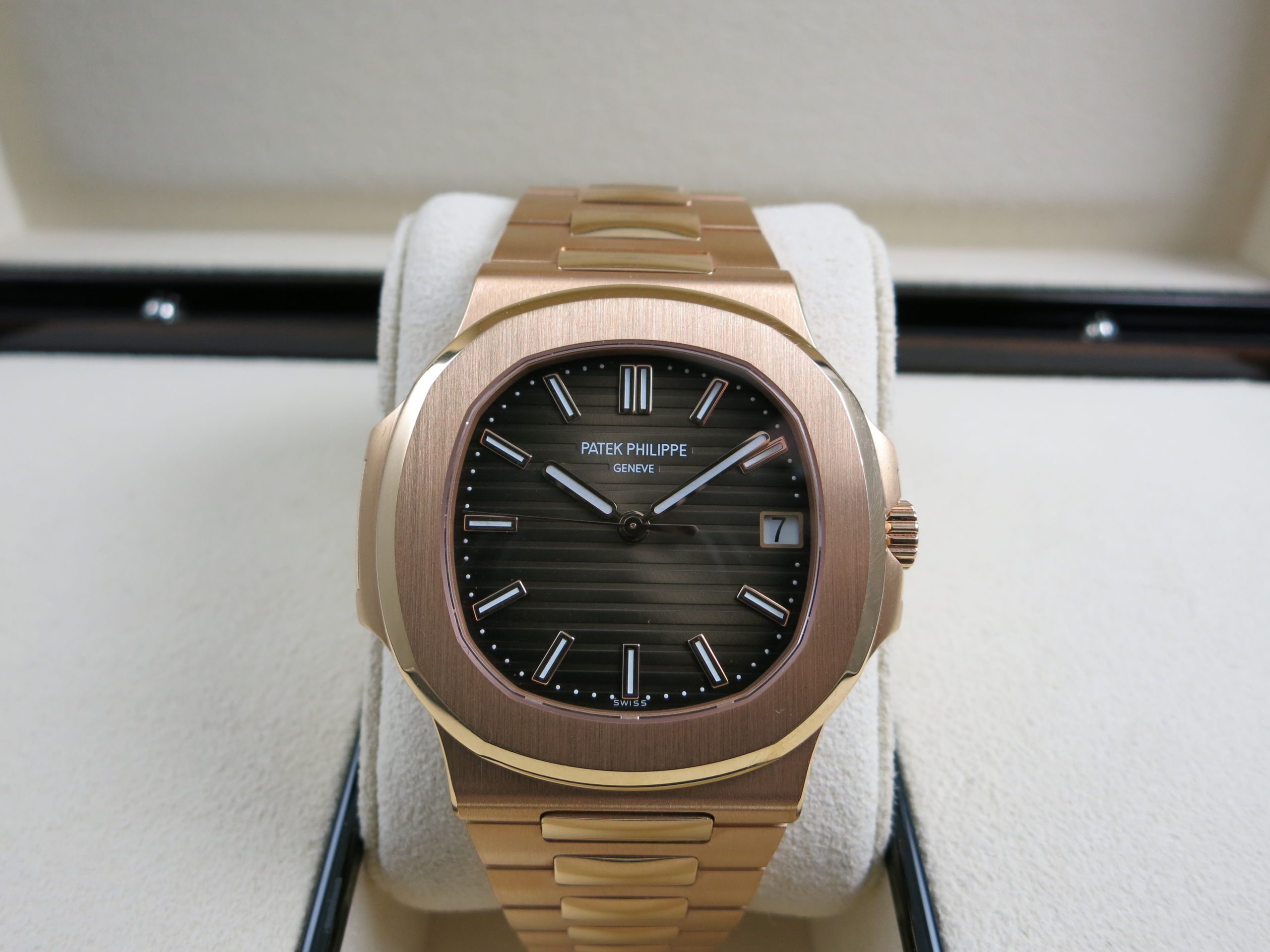 Patek Philippe Nautilus 5711/1R Complete